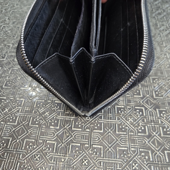 🐢 Salvatore Ferragamo Gancini   Wallet Zip Around Wallet Or Clutch. - Picture 11 of 12